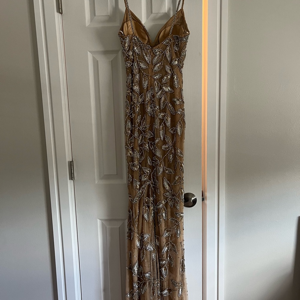 Sherri Hill Brown and Cream Maxi Gown Sleeveless Plunge - Picture 4 of 7